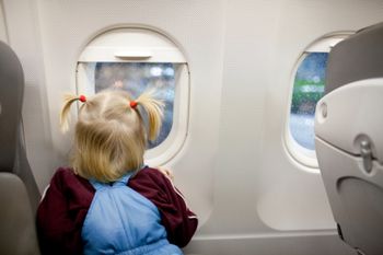 Стоимость детских авиабилетов. Цена билетов на самолет для детей