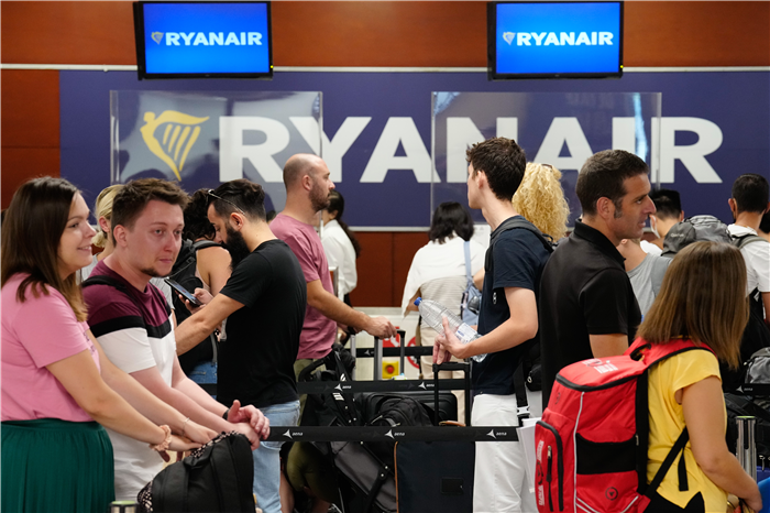 БОЛЬШЕ забастовок Ryanair запланировано по всей Испании в этом месяце - полный список дат